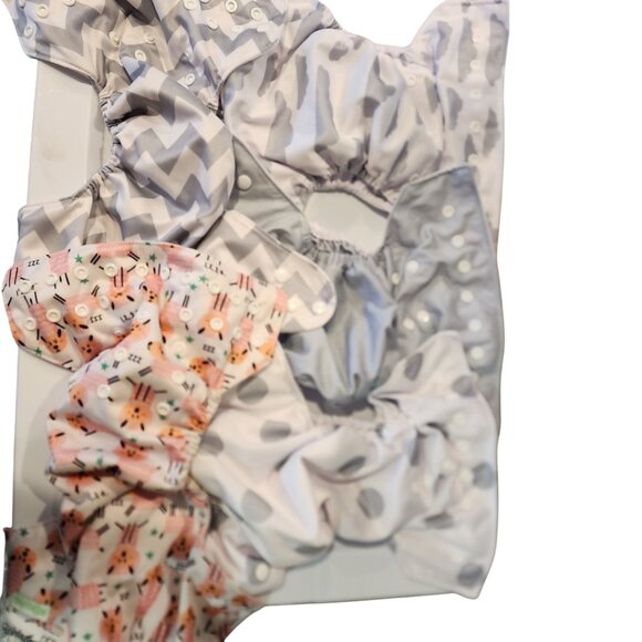 unknown Other - Set Of 5 Adjustable Reusable Baby Cloth Diapers With Snaps - Polka Dot Chevron B
